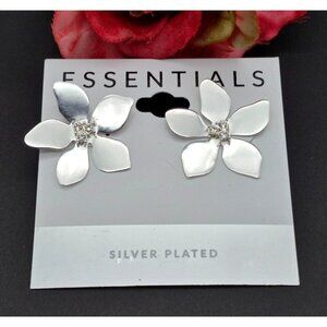 NWT Essentials by Macy's Silver Plated 1.5" Flower Floral Statement Earrings